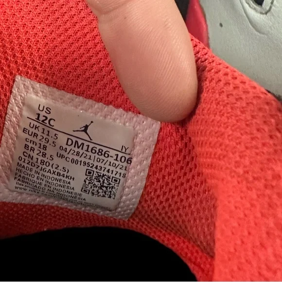 Jordan Flight Club 91 White Infrared Basketball Sneakers - Picture 4 of 8